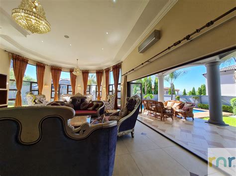 The 4 Bedroom Palace.